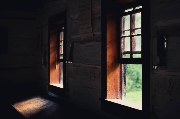 Foto Luz madeira casa janela