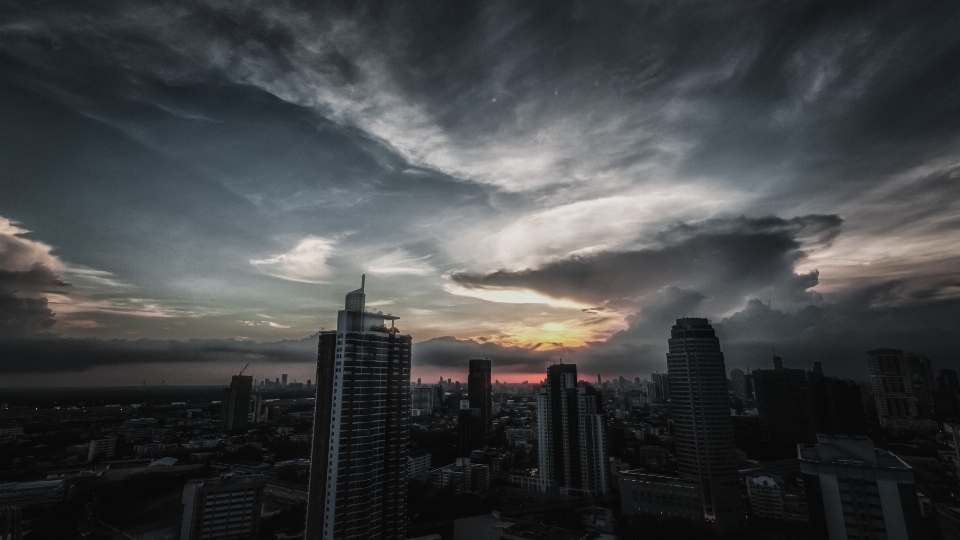 Horizonte nube cielo atardecer