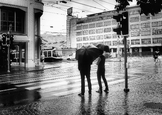 Siyah ve beyaz
 insanlar yol beyaz Fotoğraf