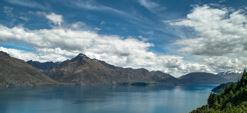 Lanskap laut alam gunung