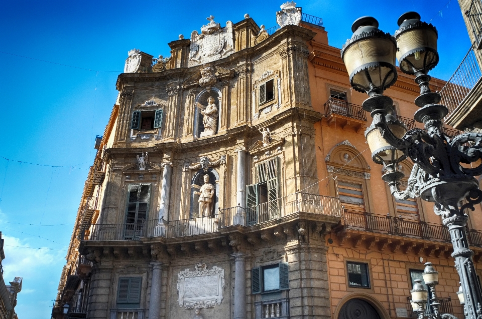 Arquitectura casa ciudad edificio