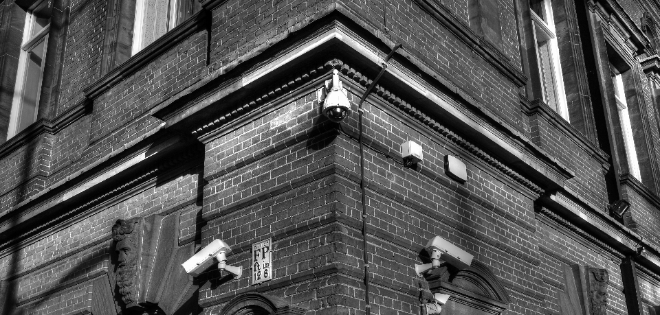 Luz en blanco y negro
 arquitectura