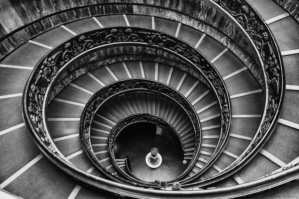 Bianco e nero
 fotografia ruota spirale