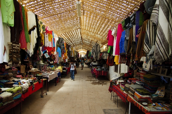 Foto Jalan kota bepergian penjual