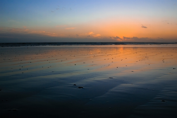 ビーチ 海 海岸 砂 写真