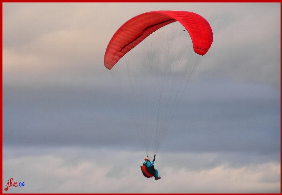 Wing extreme sport parachute paragliding Photo