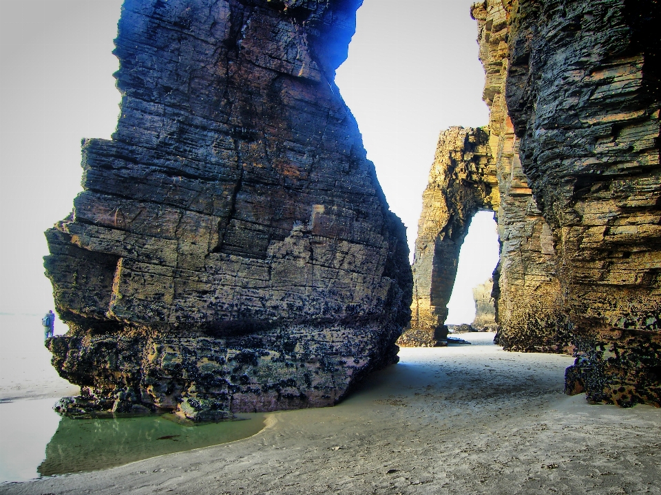 Morze wybrzeże rock architektura