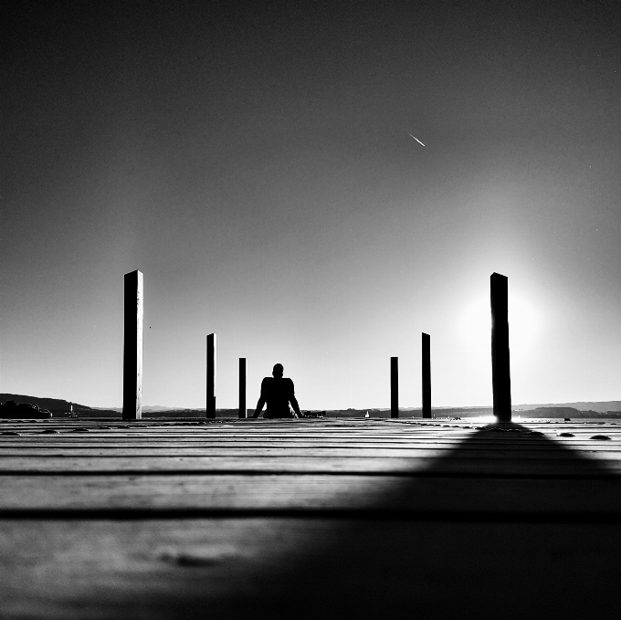 Horizont silhouette licht schwarz und weiß
