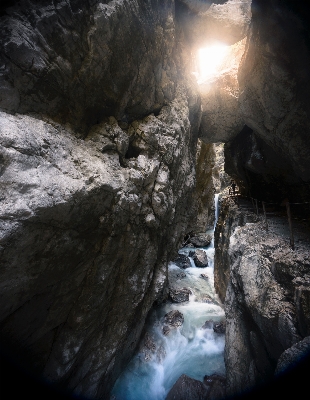 水 rock 冒険 形成 写真