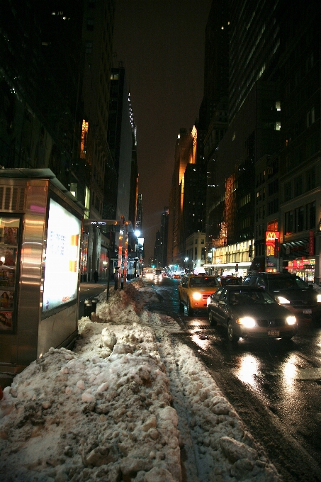 雪 道 街 夜