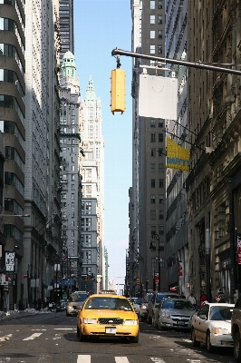 歩行者 道 街 超高層ビル 写真