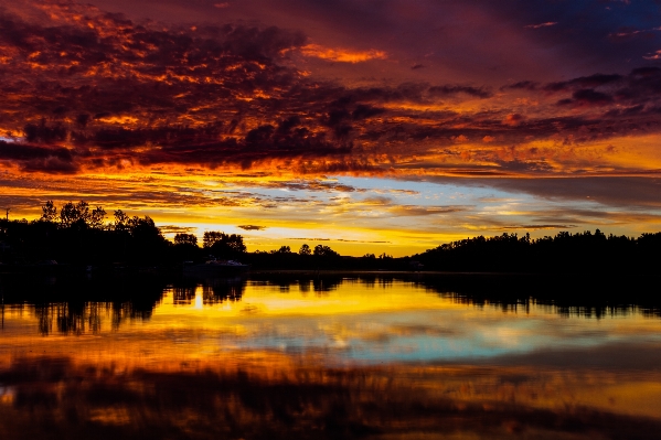 Foto Mar natureza nuvem nascer do sol