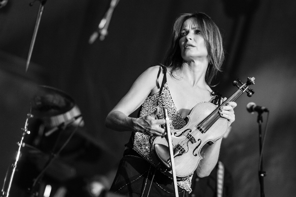 Person music black and white guitar Photo