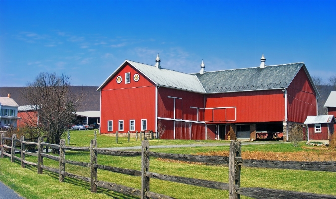 Fence farm building barn Photo