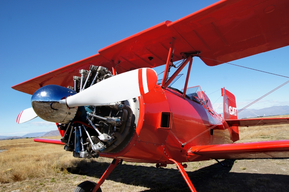 羽 飛行機 航空機 赤