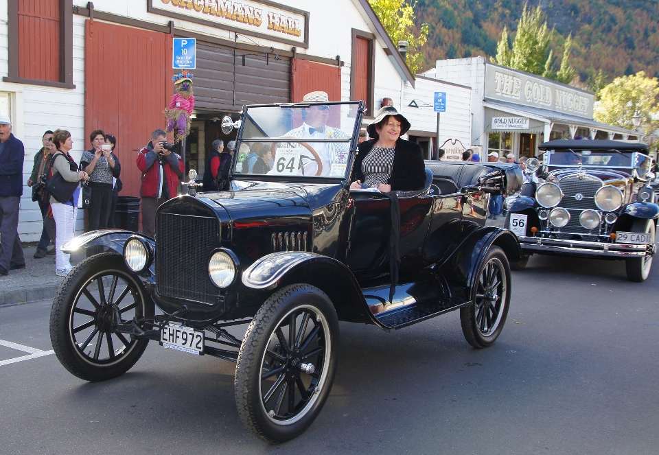 Auto rueda vehículo coche clásico
