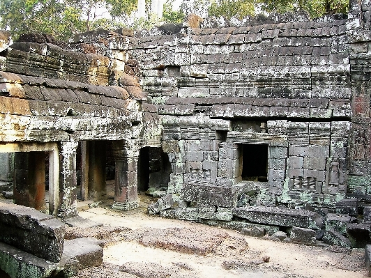 Foto Bangunan agama tempat beribadah
 kuil