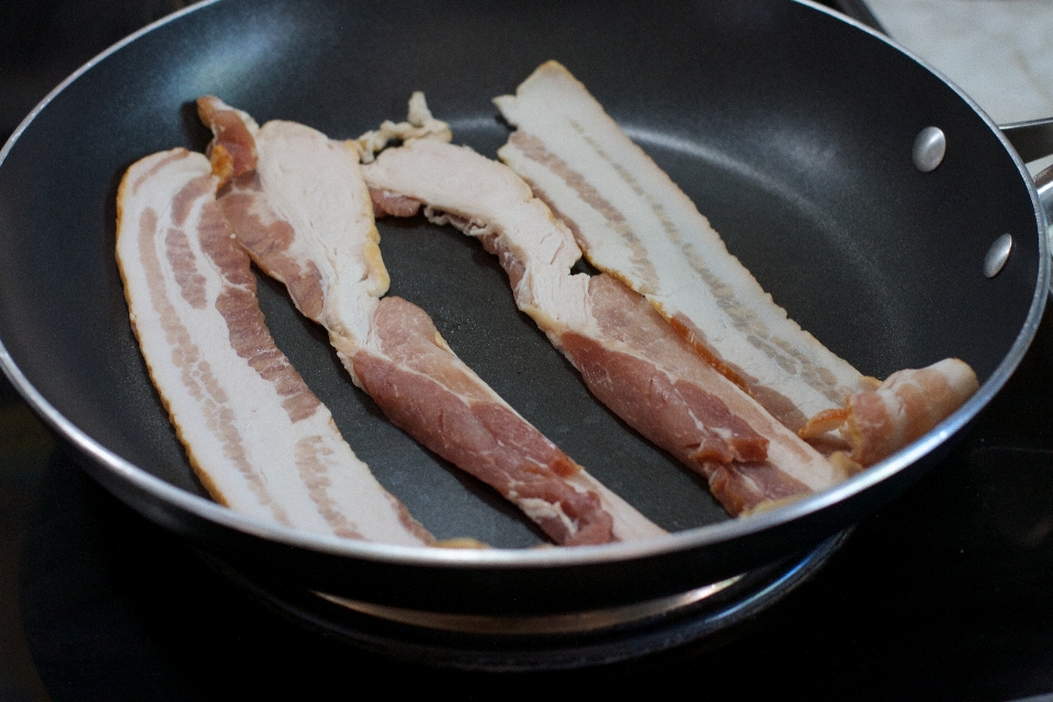 盘子 一顿饭 食物 鱼