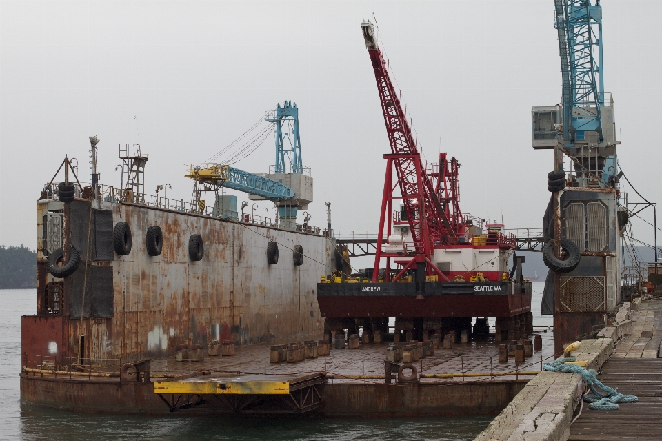 Statek transport pojazd port