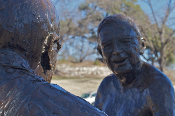 Winter monument statue mud Photo