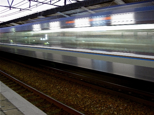 追跡 訓練 輸送 ライン 写真