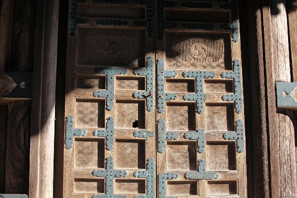 Wood window high door Photo