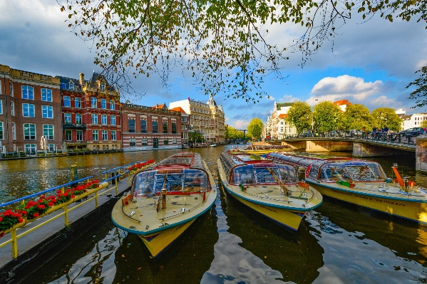 Water boat bridge town Photo