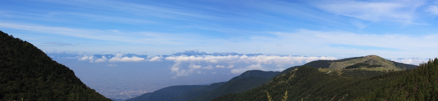 Mountain range panorama high Photo