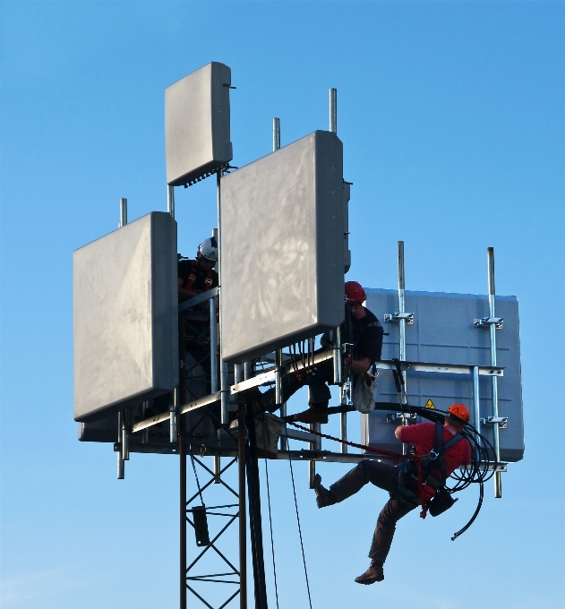 People technology cable antenna