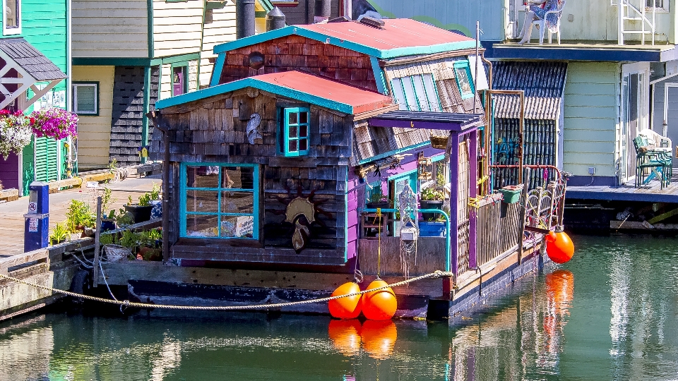 Water boat house pier