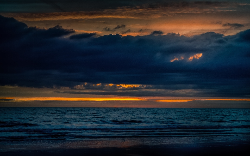 Plaża morze wybrzeże ocean