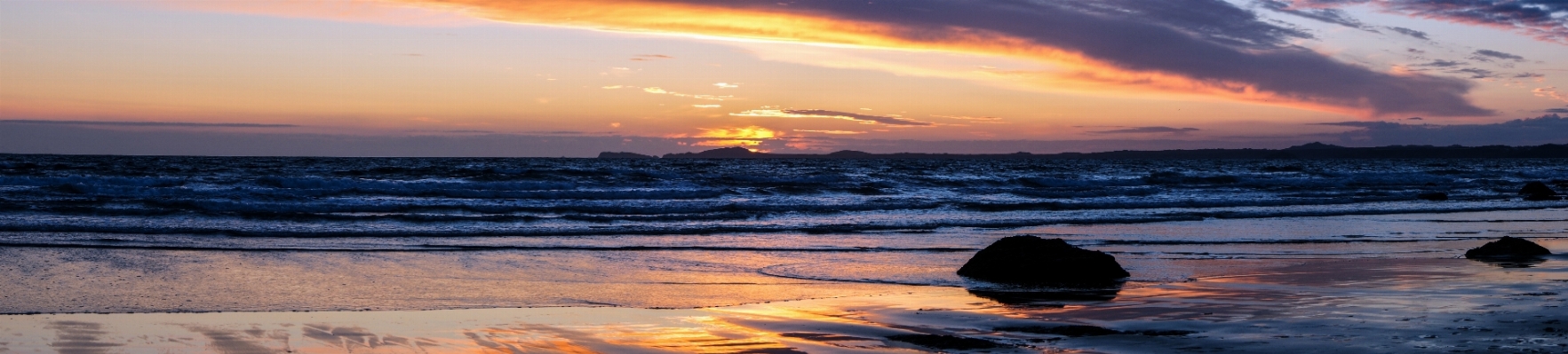 Foto Pantai laut pesisir air