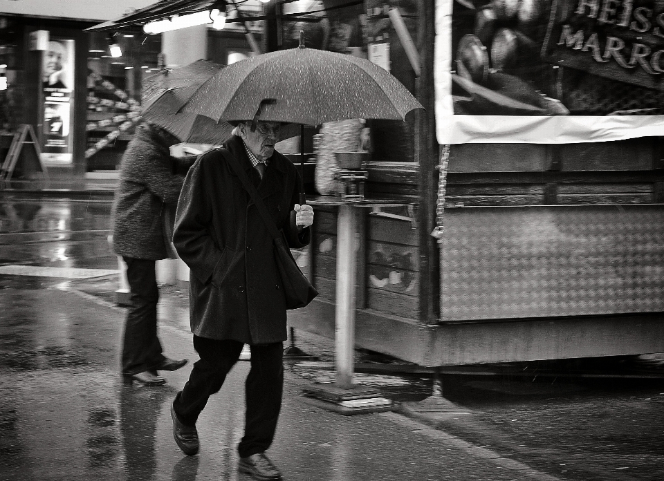 Hiver noir et blanc
 personnes route