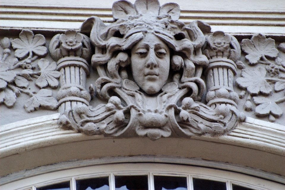 Ciudad monumento paisaje urbano estatua