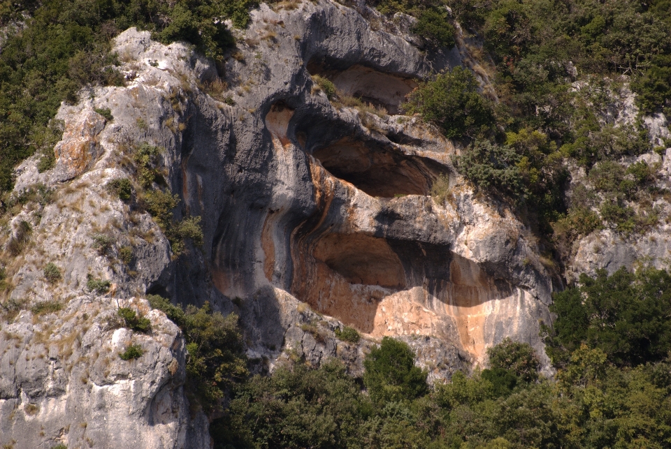 Rock wasserfall formation cliff