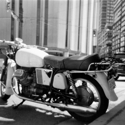 Photo Noir et blanc
 voiture roue véhicule