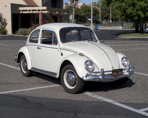 White car wheel vw Photo