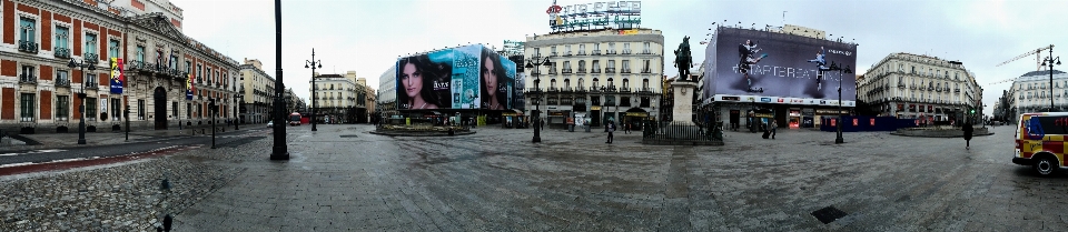 Iphone peatonal calle panorama