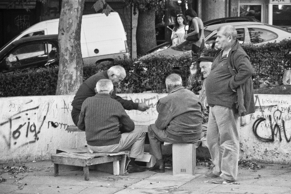 Foto Bianco e nero
 persone strada urbano