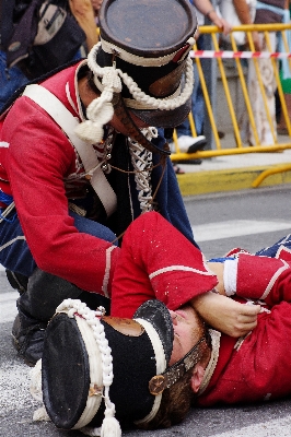 人 衣類 まつり スペイン 写真