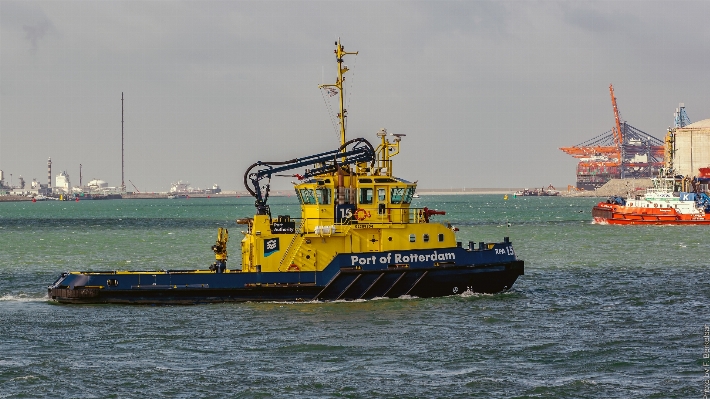 Sea coast boat ship Photo