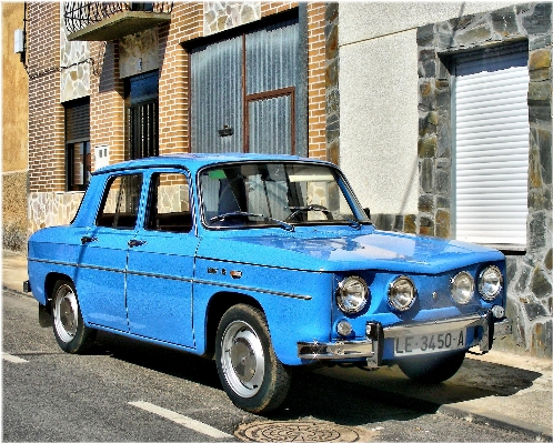 Auto volkswagen
 fahrzeug limousine Foto