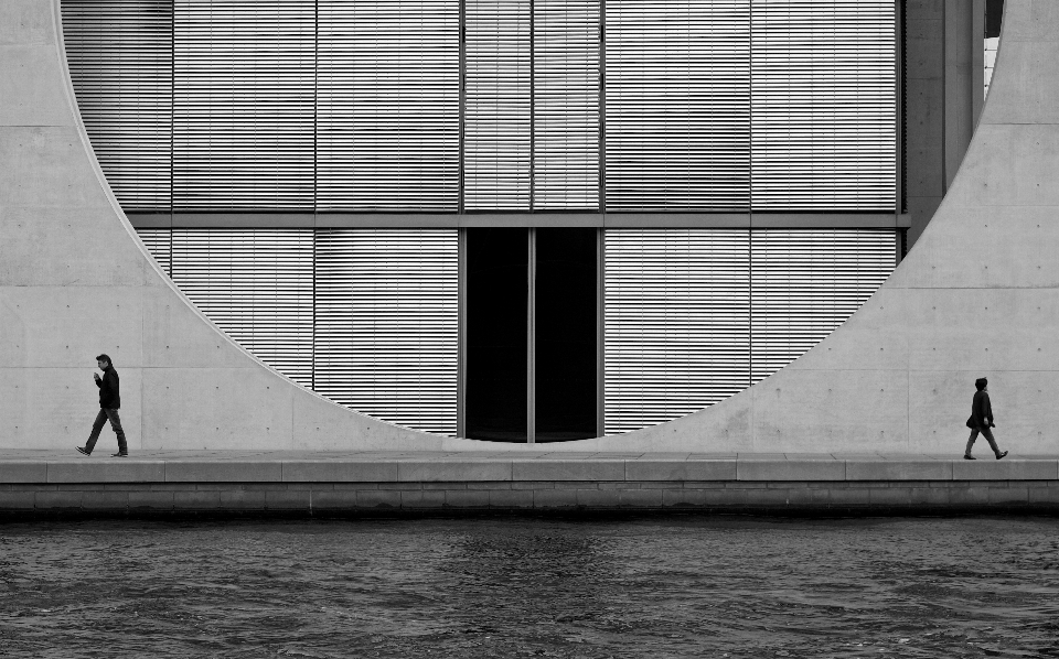 Noir et blanc
 architecture bois blanc