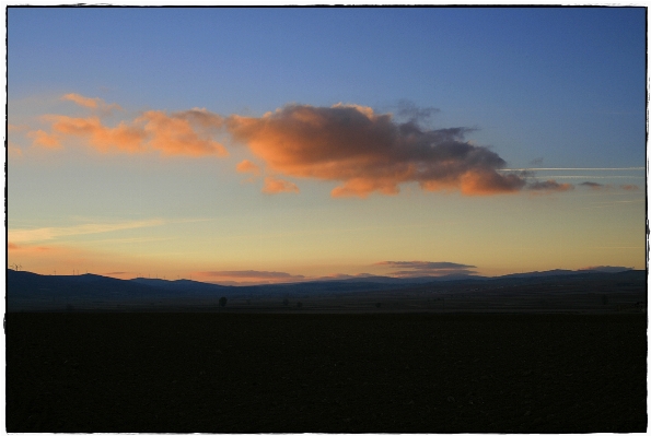 Horizon mountain cloud sky Photo