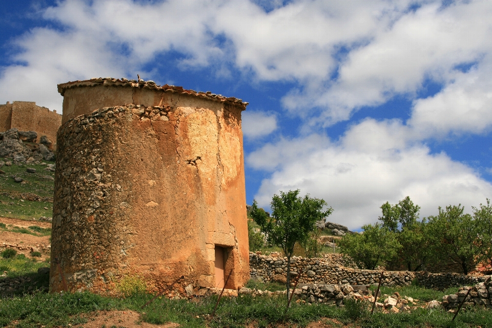 Krajobraz drzewo rock budynek