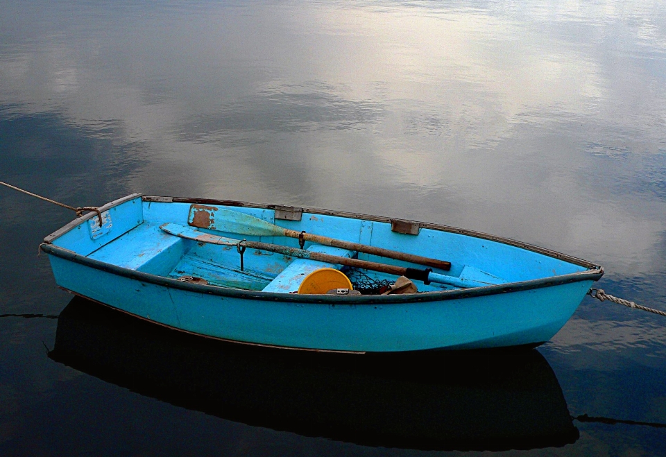 Sea boat reflection vehicle