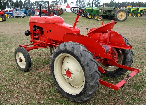 Tractor wheel farming vehicle Photo