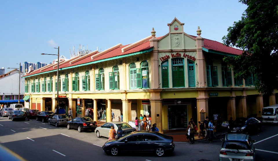 Kota bangunan pusat kota
 alun-alun
