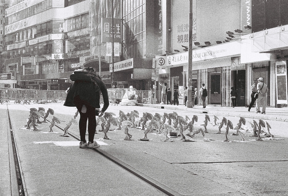 Piéton hiver personnes route