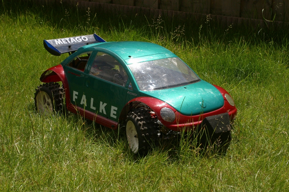 Herbe voiture roue véhicule